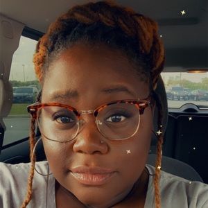 Meet your Posher, Deandrea